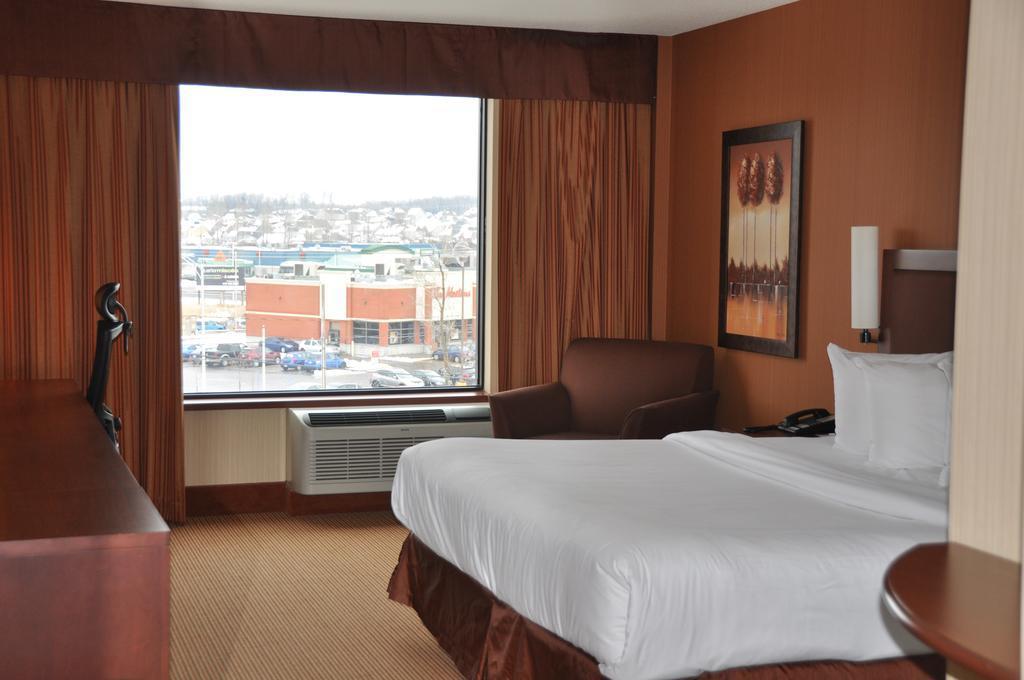 Quality Inn&Suites Lévis Exterior foto